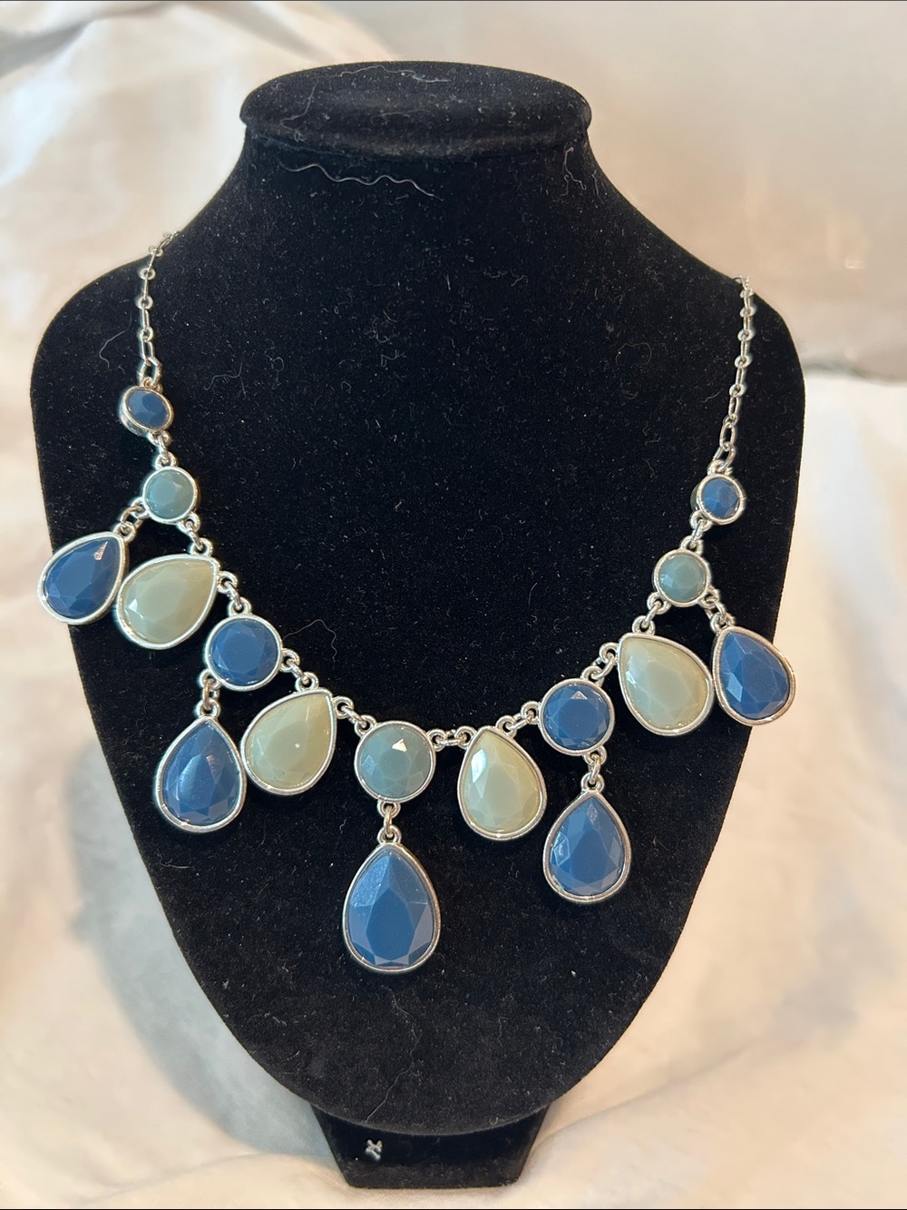 Liz Claiborne Blue and Light Blue Teardrop Bib Necklace